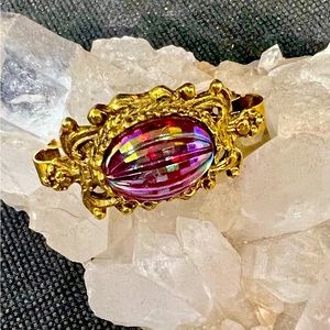 Beautiful Vtg Iridescent Glass AB Scarf Brouch/Pin